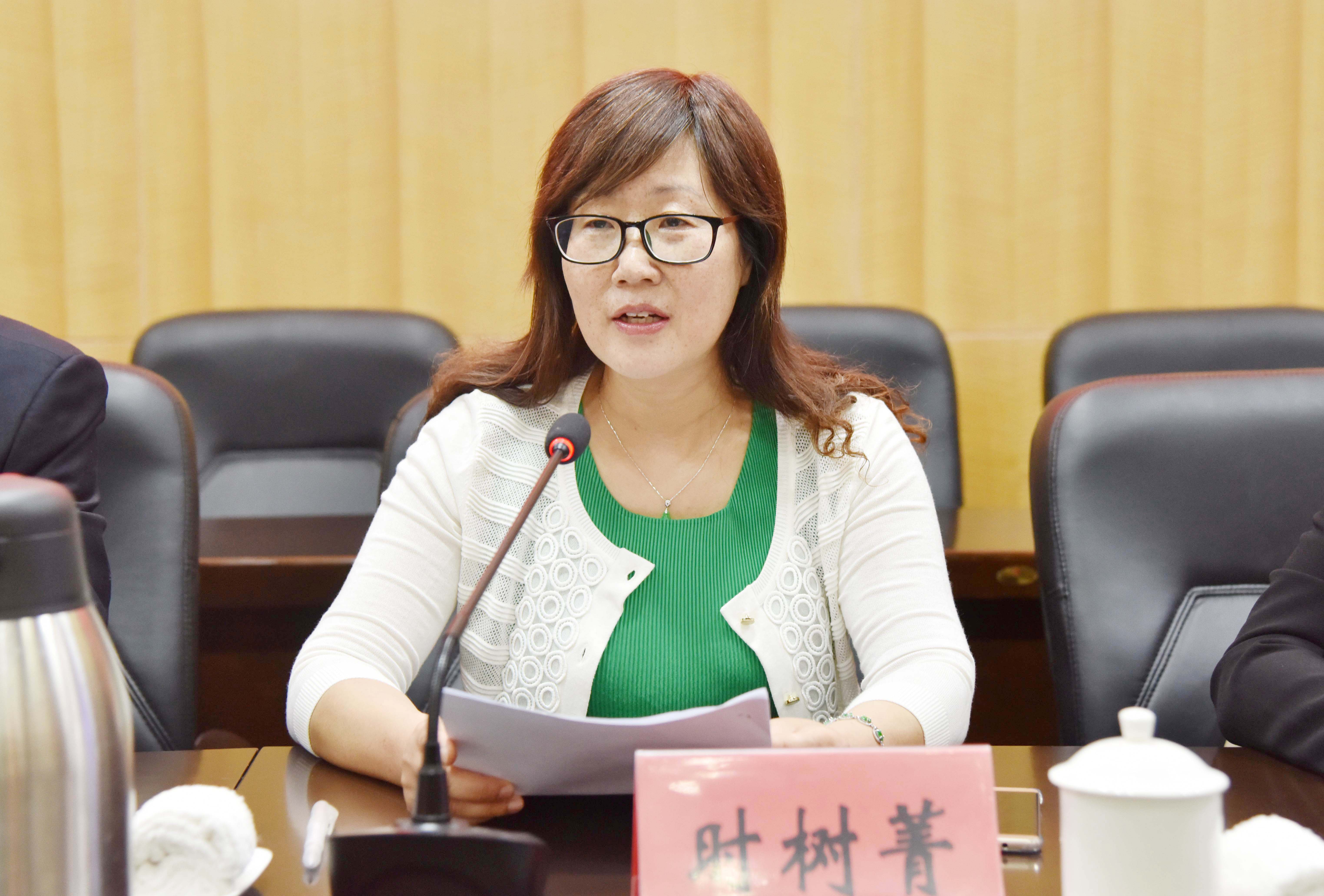 3新葡的京官网党委宣传部部长时树菁传达全省思想政治工作会议精神.jpg