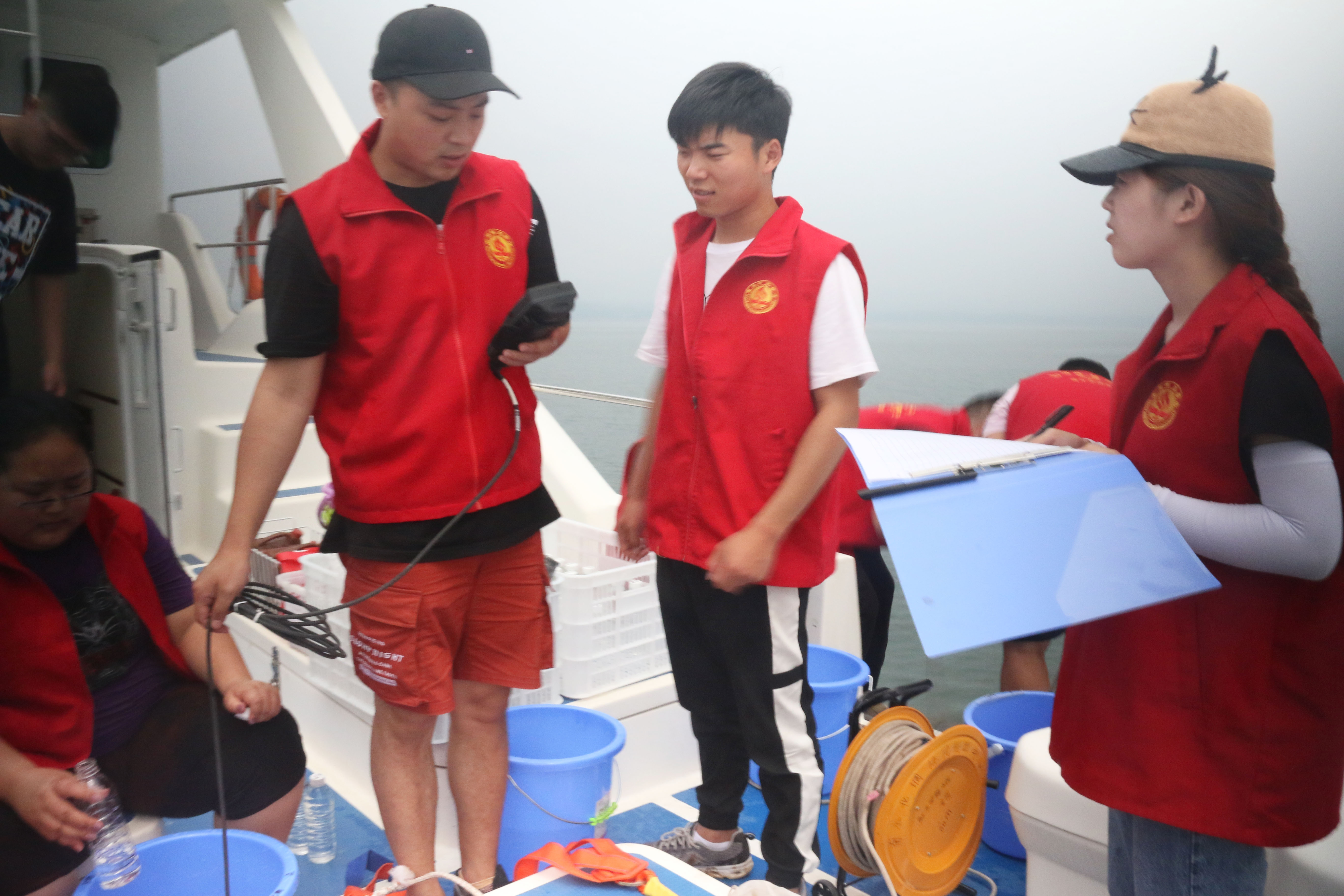 农业工程学院开展现场水质检测活动.jpg